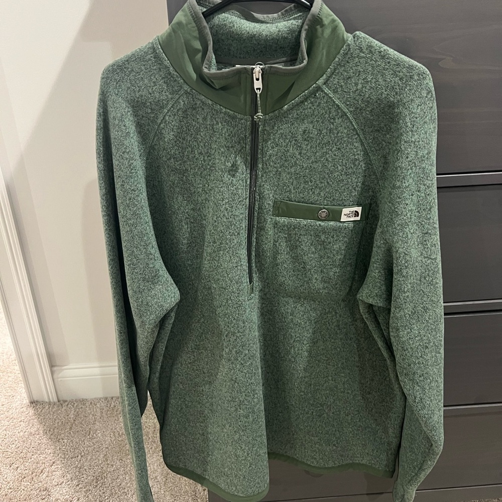 Green north face fleece size large